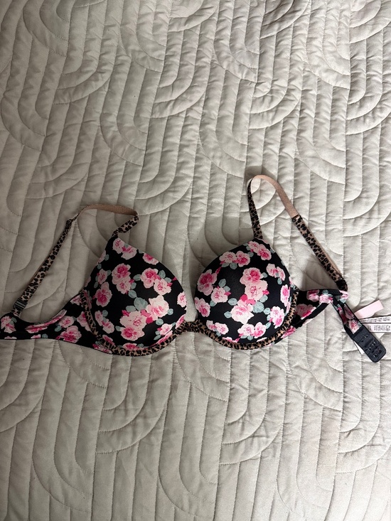 Victoria's Secret Other - Victoria secret push-up bra